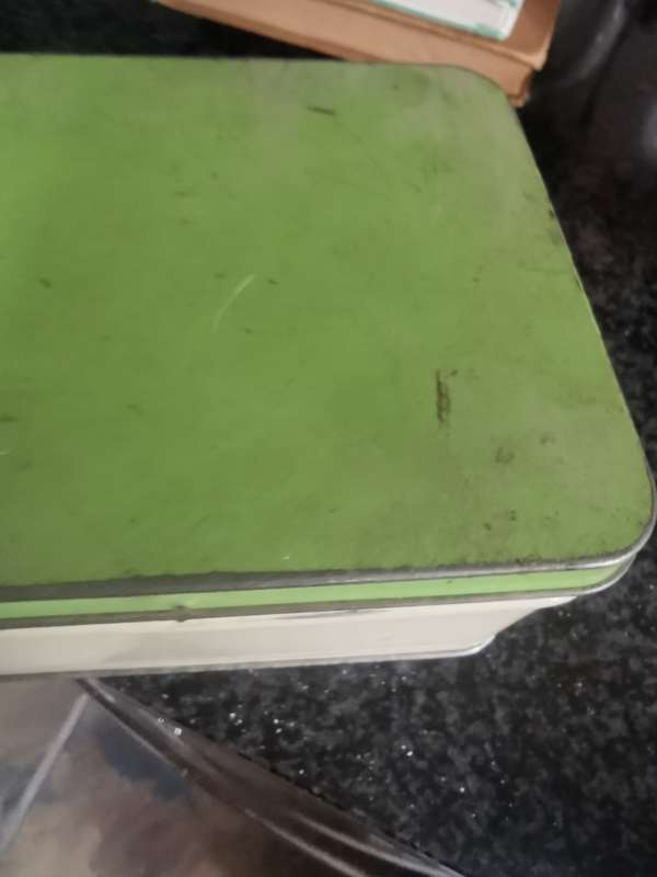 VINTAGE TIN