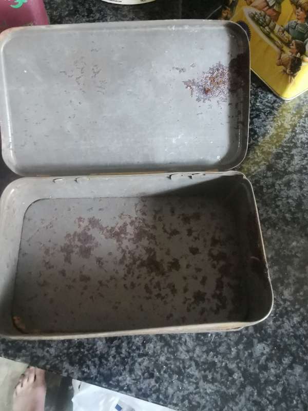 VINTAGE JA SHARWOOD TIN
