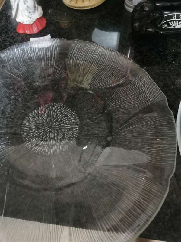 VINTAGE GLASS PLATTER 2
