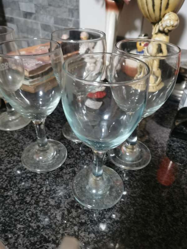 4 VINTAGE BRANDY GLASSES