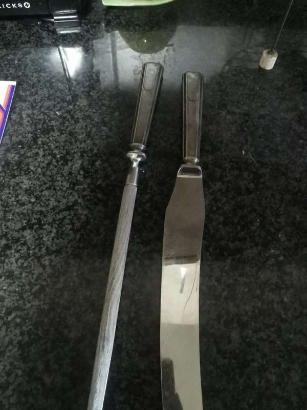 Vintage James Ryals  carving set