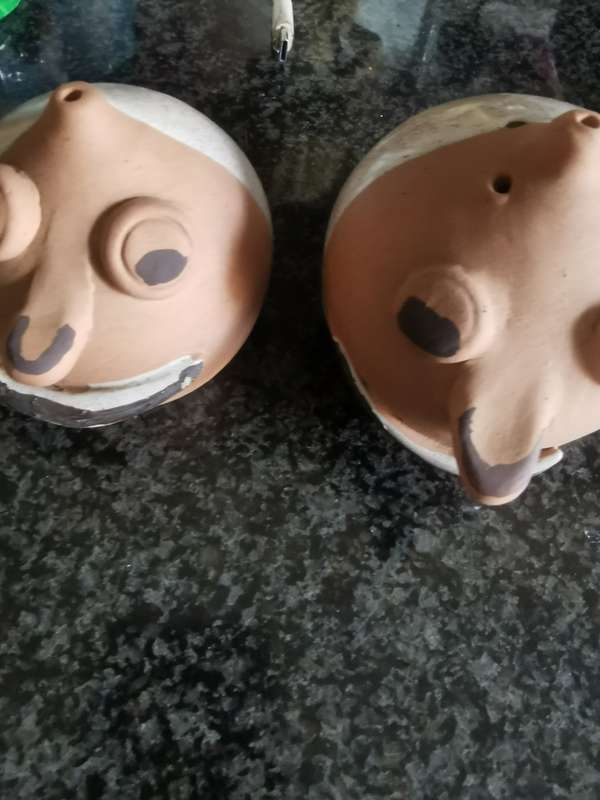 Vintage Egg Salt and pepper shakers
