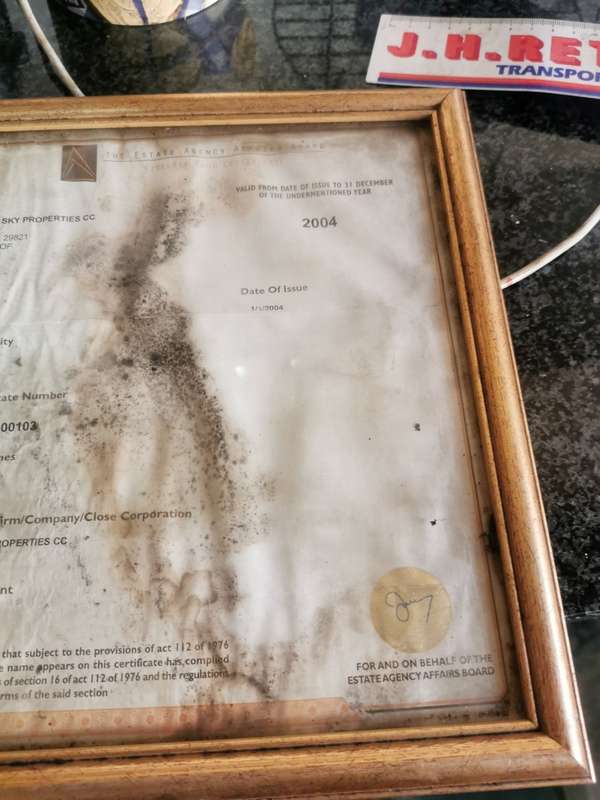 VINTAGE FRAME   WITH GLASS