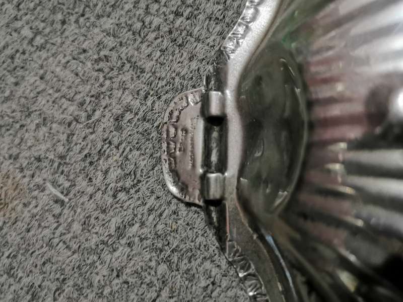 COLLECTABLE SHELL BUTTERDISH