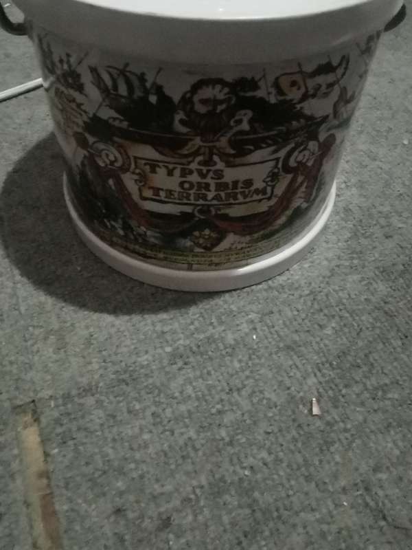 VINTAGE ICE BUCKET