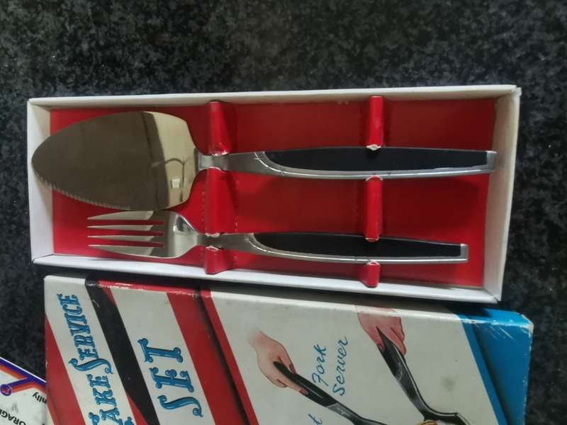 VINTAGE CAKE SET