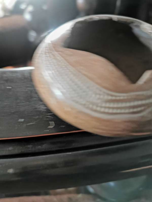 VINTAGE SMALL POTTERY ASHTRAY