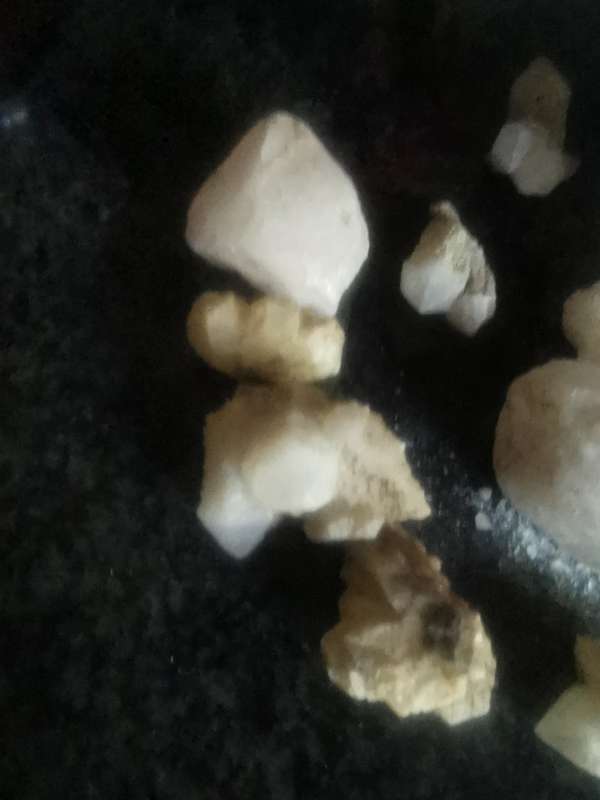 LOT QUARTZ PIECE
