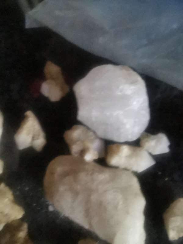 LOT QUARTZ PIECE