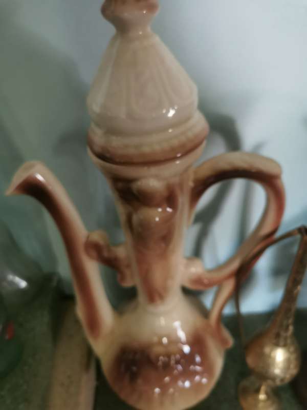 VINTAGE BIG TEAPOT
