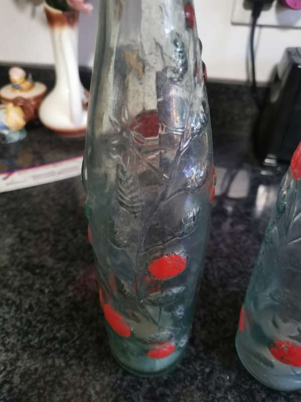 2 COLLECTABLE ANTIQUE BOTTLES