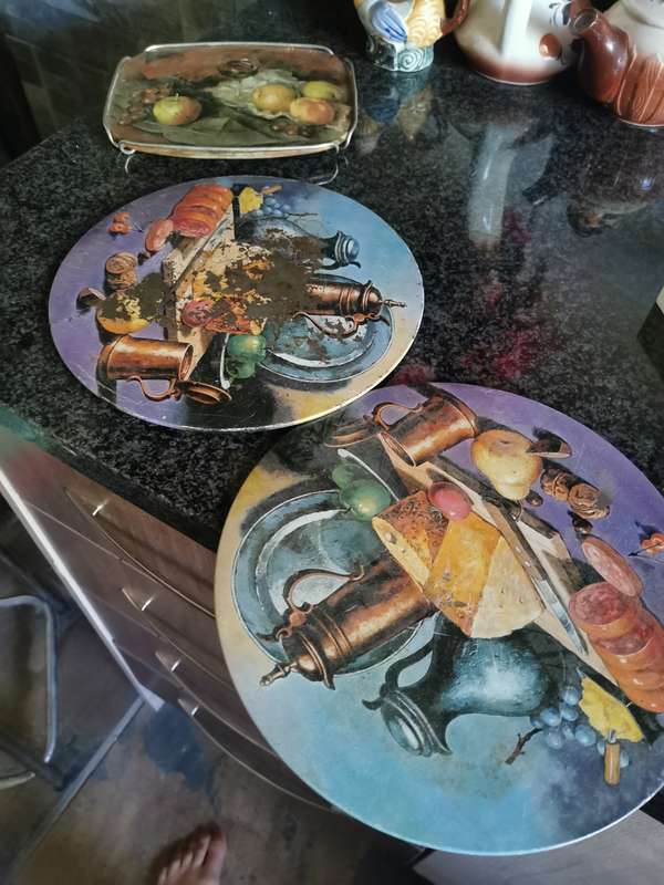 3 VINTAGE PLACE MATS