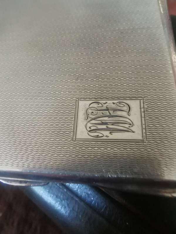 VINTAGE SILVERPLATED CIGARETTE CASE