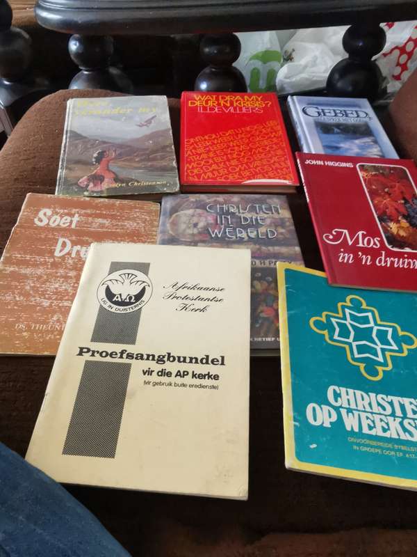 JOB LOT RELIGIOUS  BOOKS