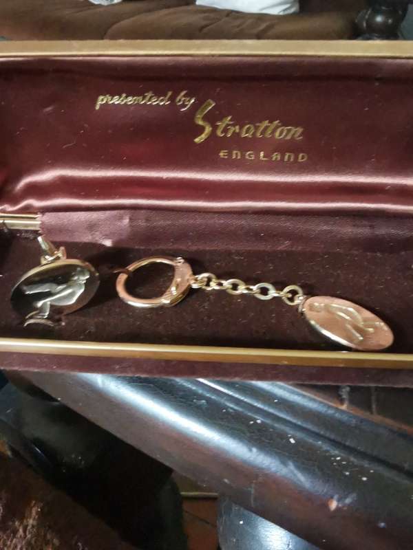 VINTAGW STRATTON ENGLAND CUFFLINKS