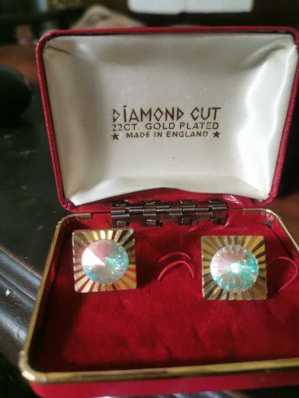 VINTQAGE DIAMOND CUTT 22CT GOLDPLATED CUFFLINKS
