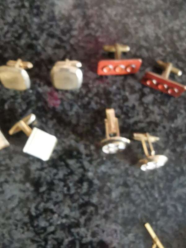 VINTAGE LOT CUFFLINKS