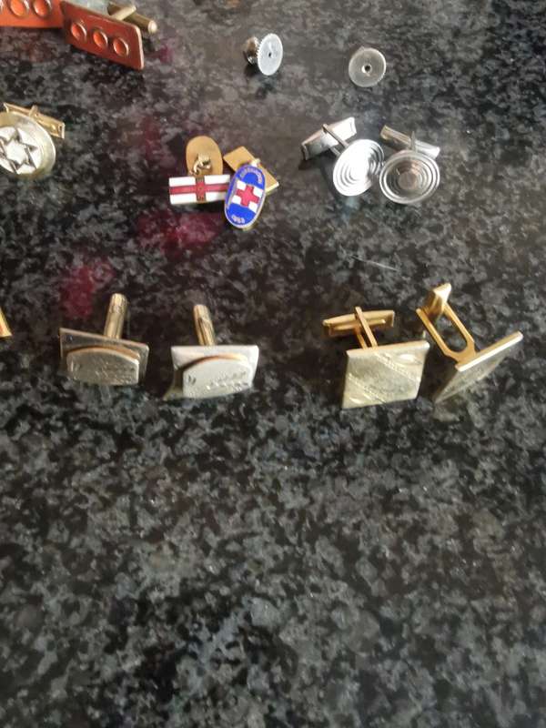 VINTAGE LOT CUFFLINKS