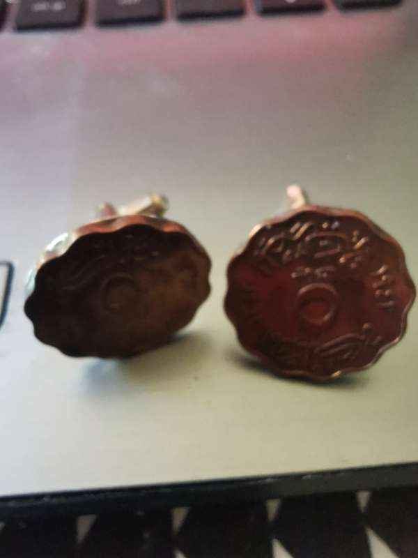 ANTIQUE CUFFLINKS