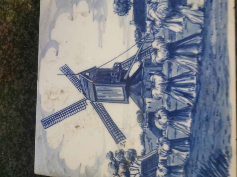 VINTAGE BLAAUW DELFT HOLLAND HANDPAINTED TILE