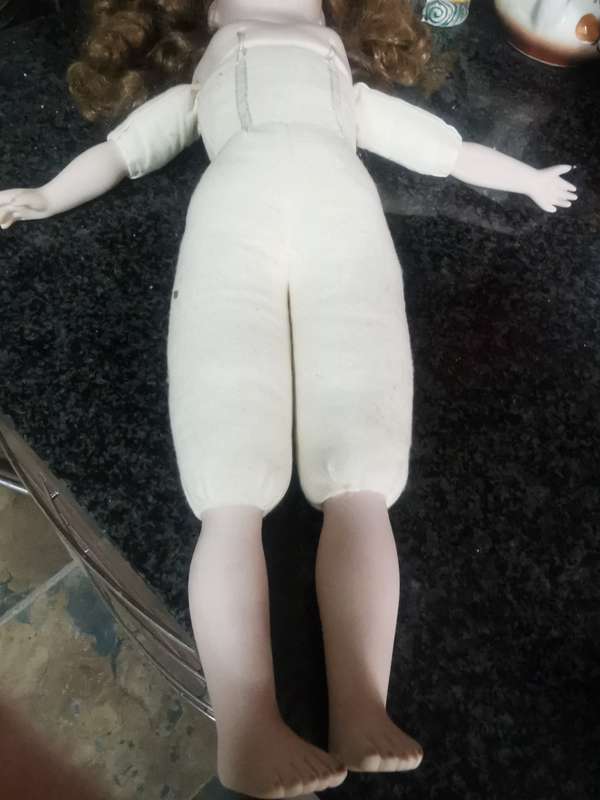 VINTAGE ARMAND MARSEILLE DOLL