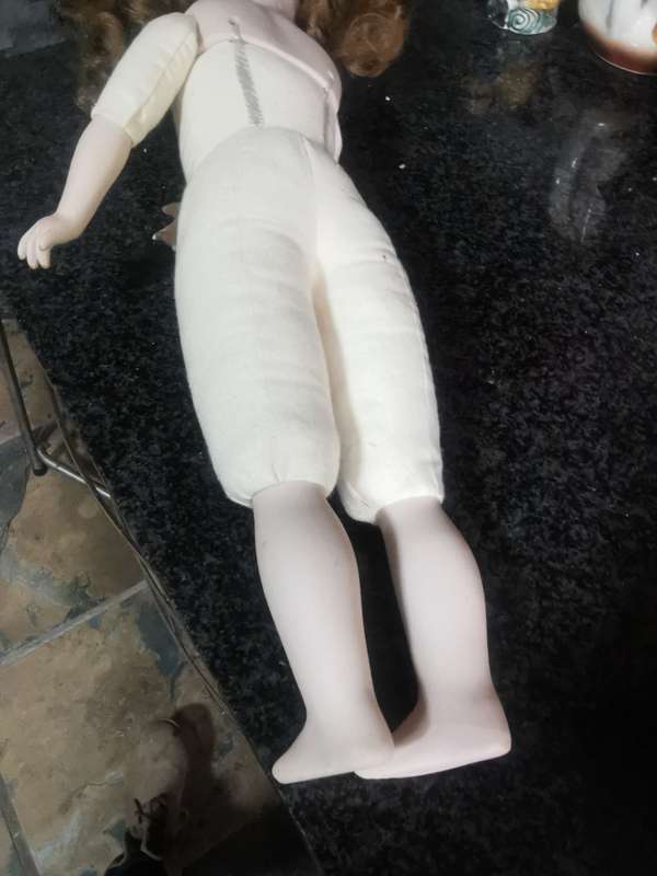 VINTAGE ARMAND MARSEILLE DOLL