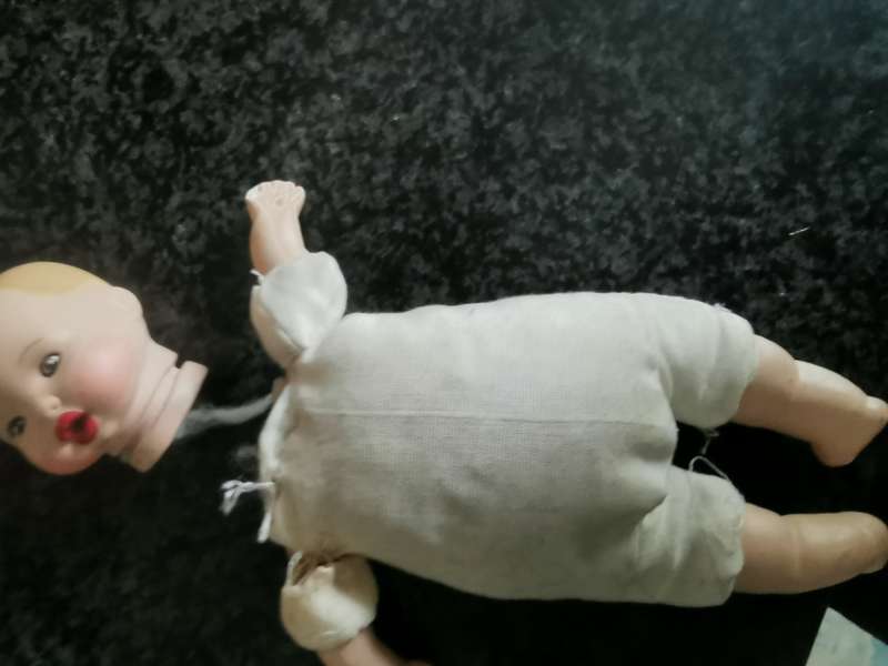 SMALL VINTAGE COLLECTBLE  BABY DOLL