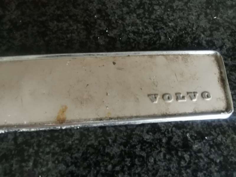 VINTAGE VOLVO BADGE
