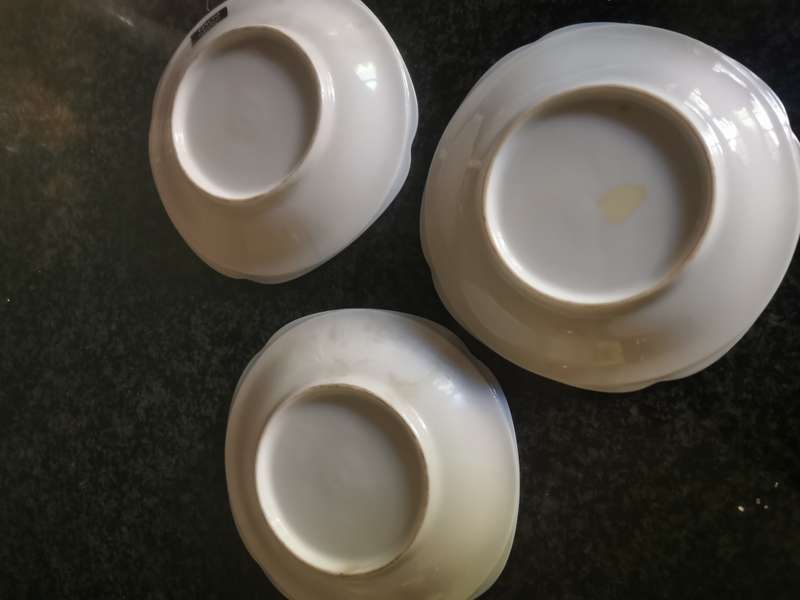 3 SMALL IMPERIAL IMARI PLATES