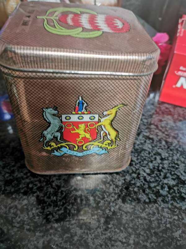 ANTIQUE BROOKE BOND TEA AND COFFE TIN