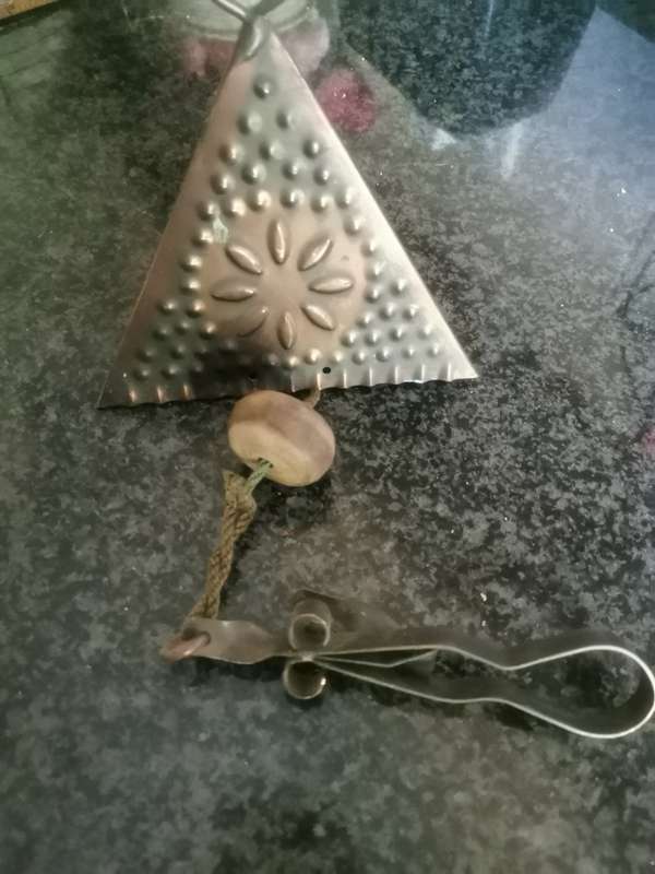 VINTAGE SMALL HANGING ORNAMENT