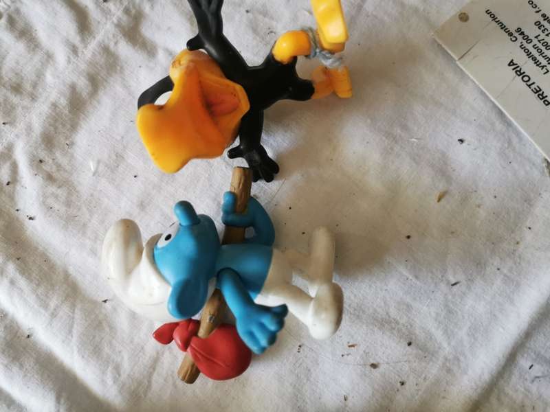 2 COLLECTABLE TOYS