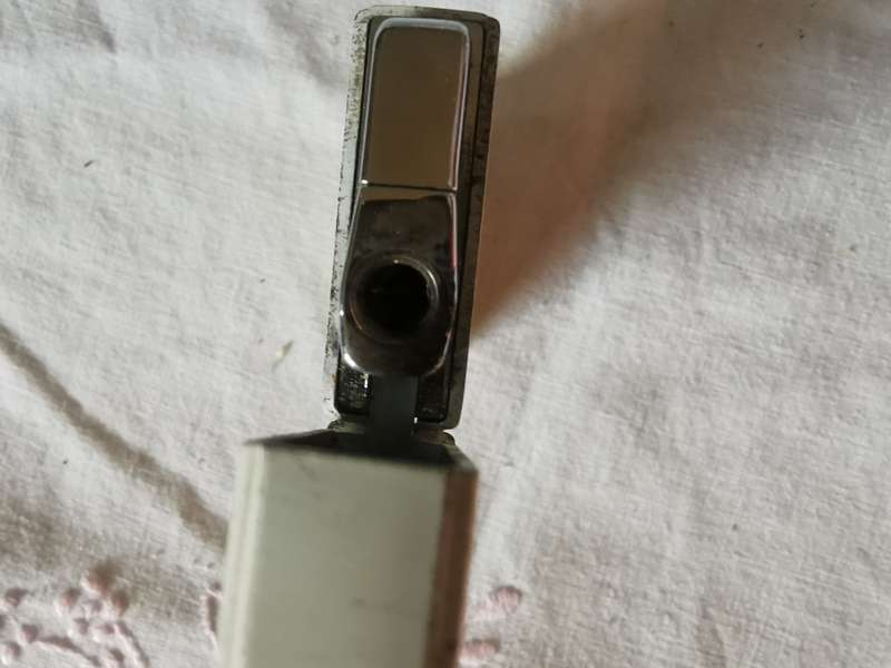 VINTAGE COLLECTABLE LIGHTER