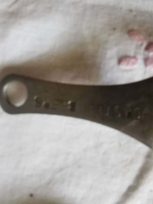 VINTAGE COLLEBLE CASTLE BEER OPENER