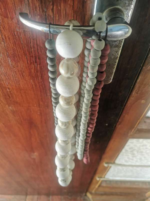 VINTAGE 13 BEADED STRINGS