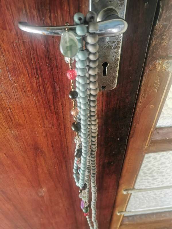 VINTAGE 13 BEADED STRINGS