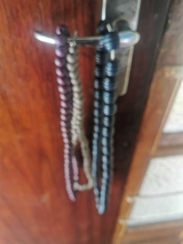 VINTAGE 13 BEADED STRINGS