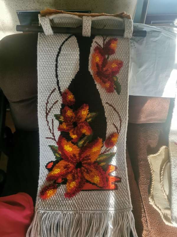 VINTAGE WALL HANGING TAPESTRY
