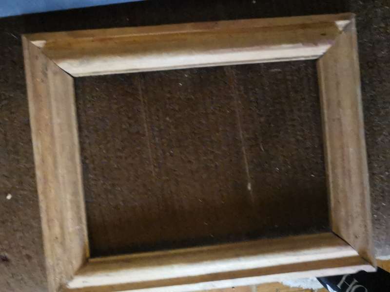 VINTAGE WOODEN FRAME