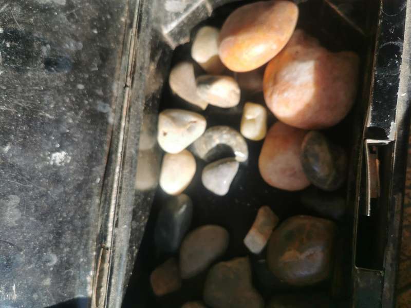 VINTAGE MONEY BOX  WITH SOME SPECIMEN STONES