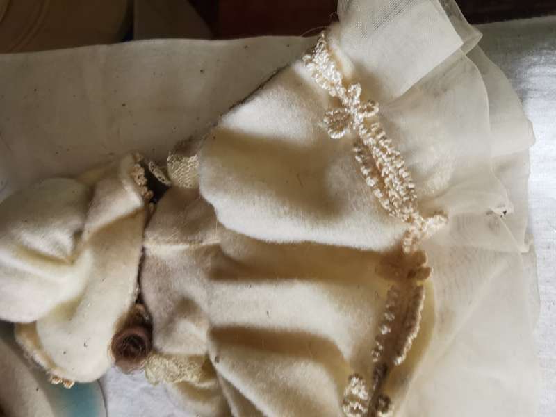 ANTIQUE 6CM POR DOLL
