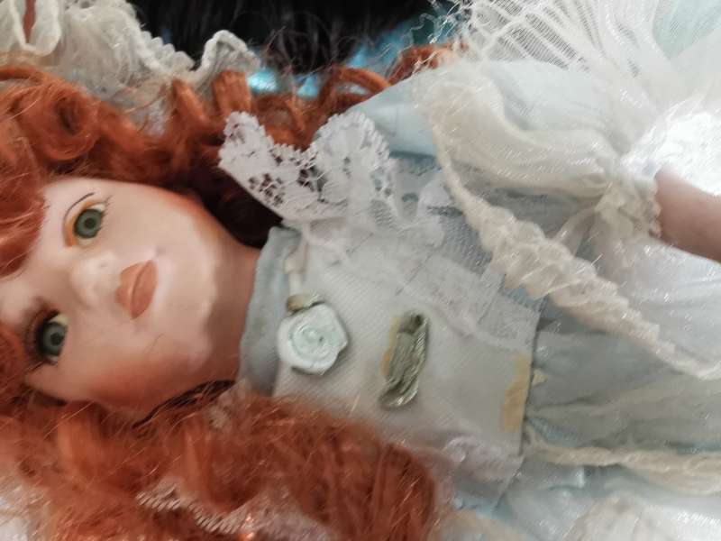 vintage 30cm porcelain doll on stand