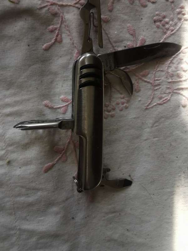 VINTAGE STAINLESS STEELL KNIFE