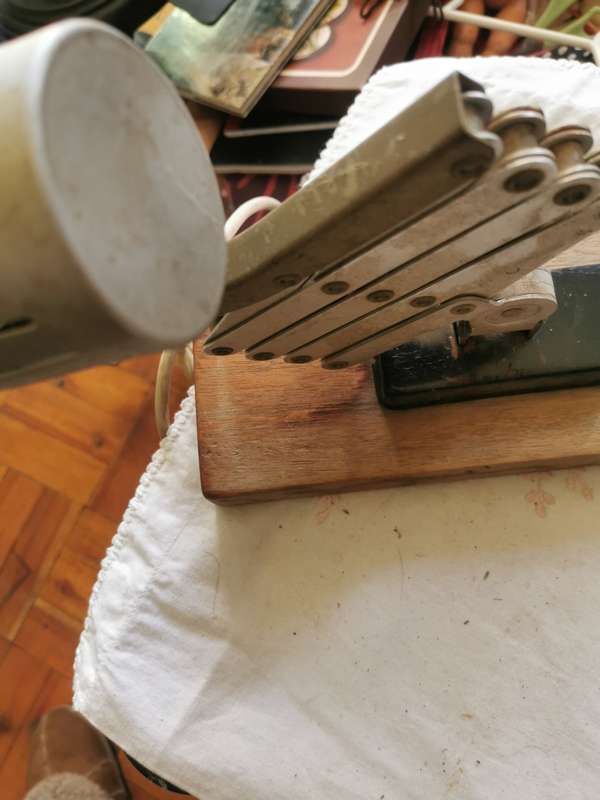 VINTAGE DESKTOP LIGHT