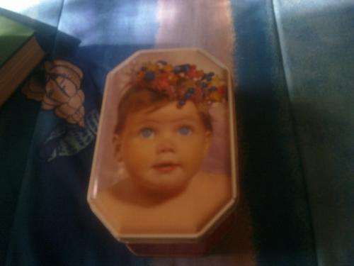 VINTAGE TIN