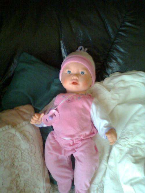 BRAND NEW DOLLS BATTERY OPERATED SPEAKING SUCKING DUMMY MOVING EYES AND FACE