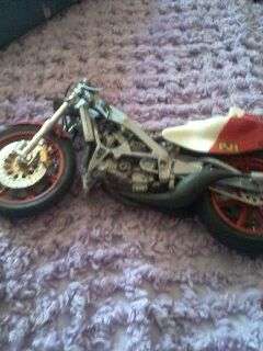VINTAGE YAMAHA MOTORBIKE