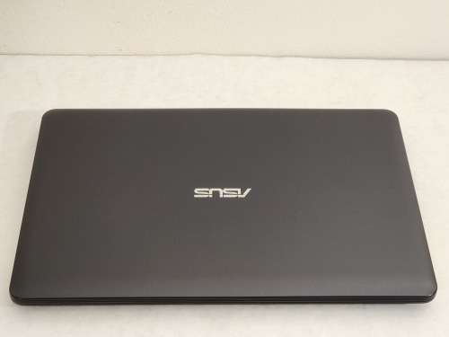 Asus X543 i3 with 256GB ssd, 8GB ram and Win11