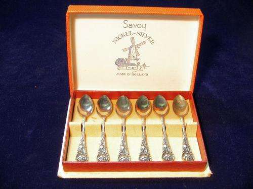 Silver plated set of 6 teaspoons in original box