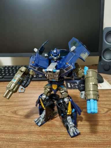2007 Transformers Movie Offroad Ironhide Action Figure